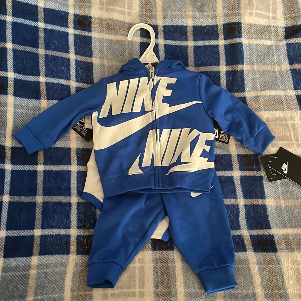 3 Piece Nike Set ( Blue & White)